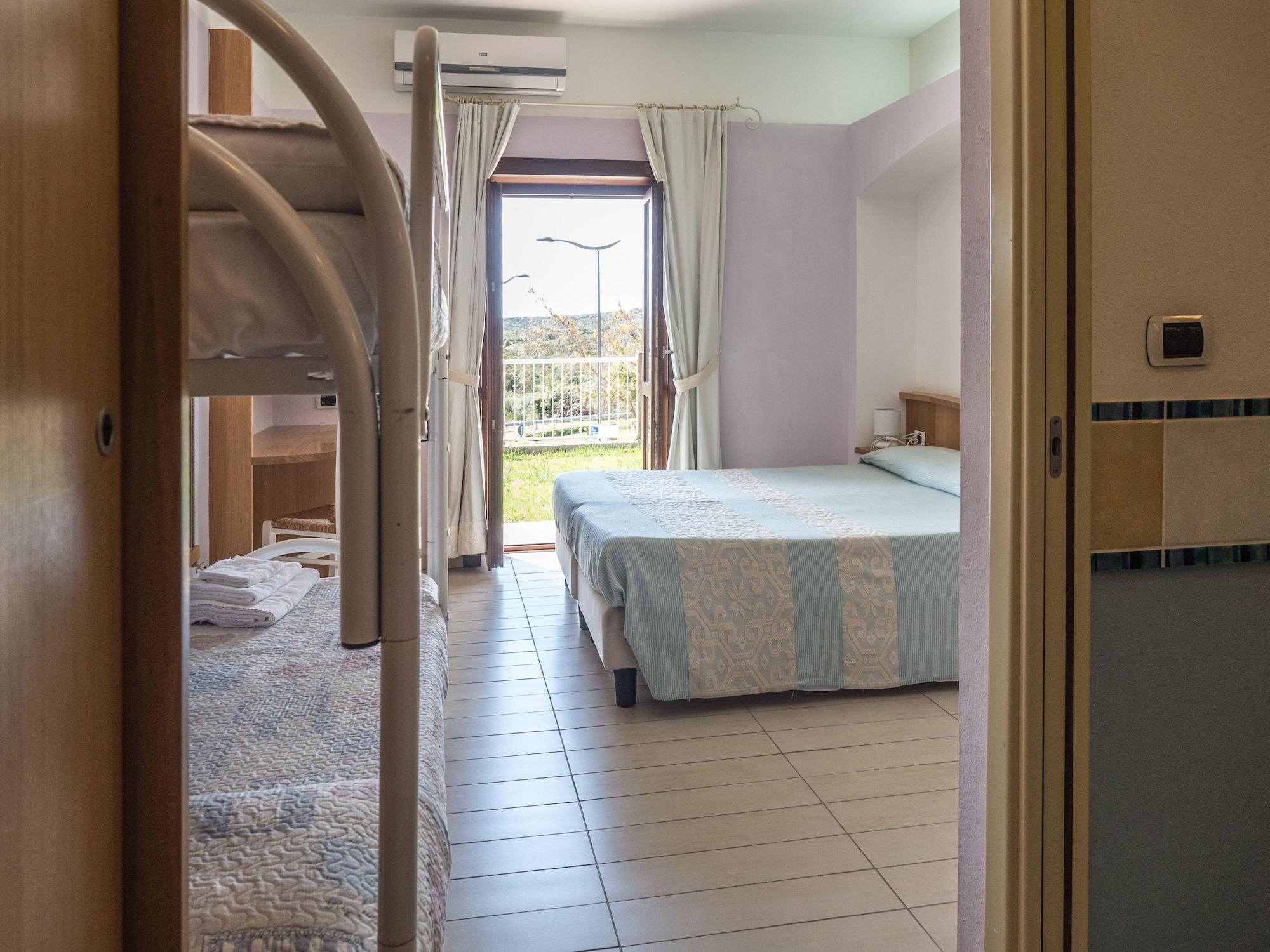 Hotel Cala Reale Stintino Bagian luar foto